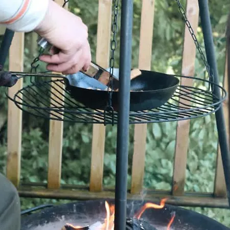 Sugi Wooden Pod Chalet York