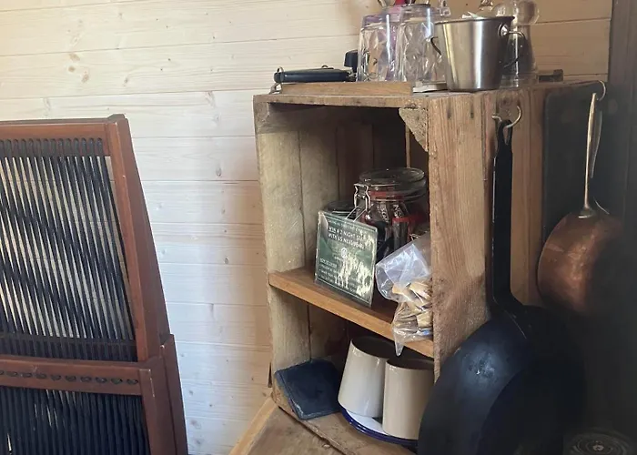 Sugi Wooden Pod 木屋