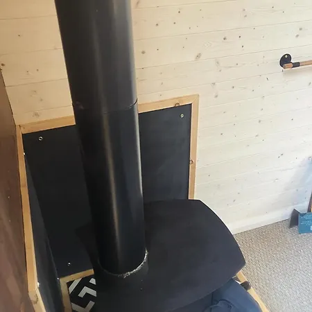 木屋 Sugi Wooden Pod